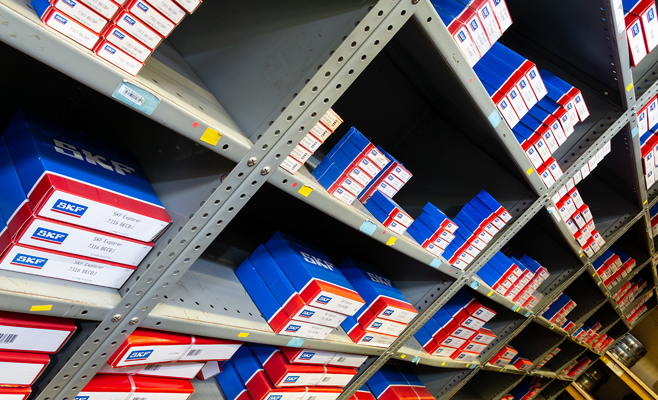 Bearing warehouse shelves with SKF boxes
